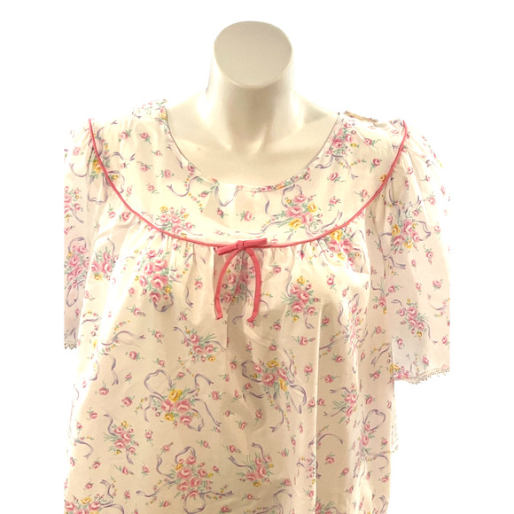 Vintage 70s Lingerie by Dixie Belle White Floral Night Gown with Pockets NWT - Picture 2 of 7
